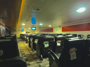 Die Sitze sehen gemütlich aus