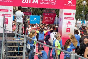 Im Ziel - Statt Band gibt es eine Umarmung