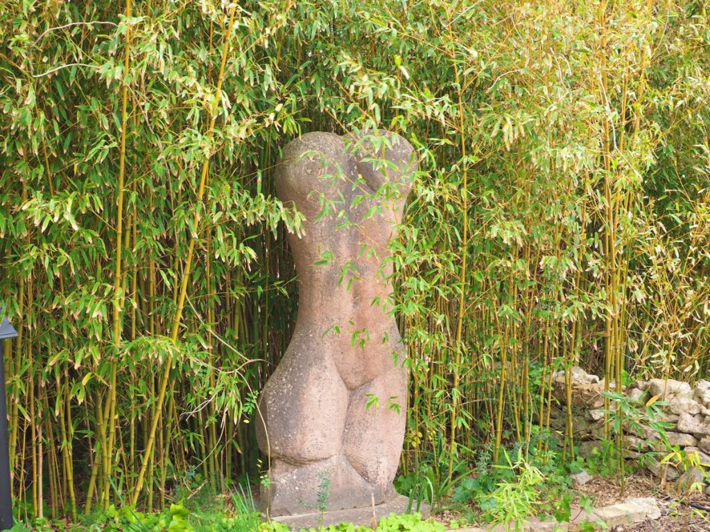 Skulptur von Rudi Neuland / Can Brut